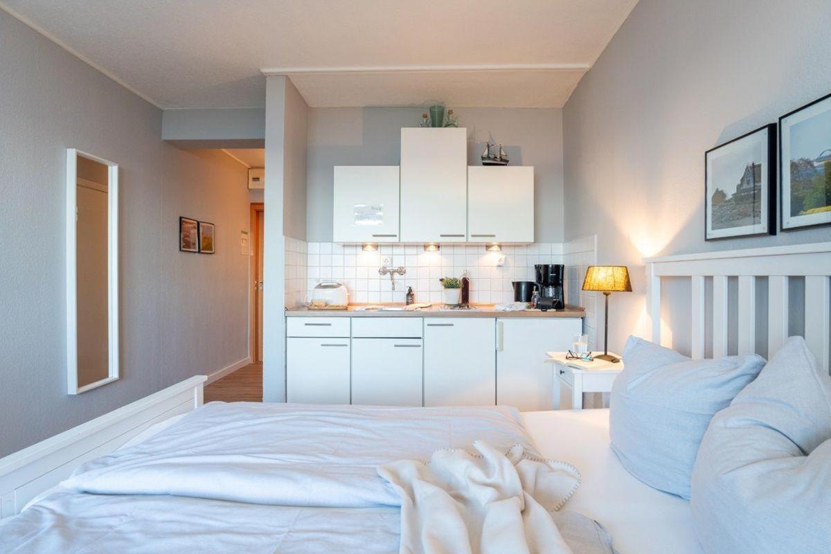 Strandhotel-Heiligenhafen-Wohnung-214-Typ-I エクステリア 写真